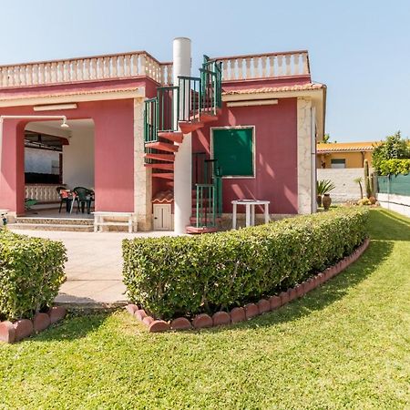 Red House Near The Sandy Beach, Parking & Wi-Fi Авола Экстерьер фото